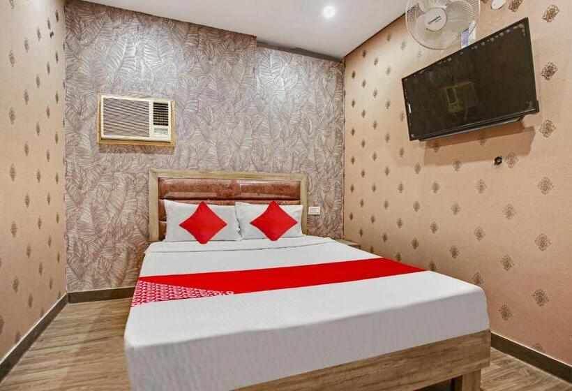 Трехместный Номер Классика, Oyo Flagship Brothers Barbecue