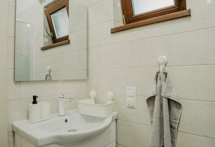 豪华房间, Pensiunea Suzanne Băile Figa