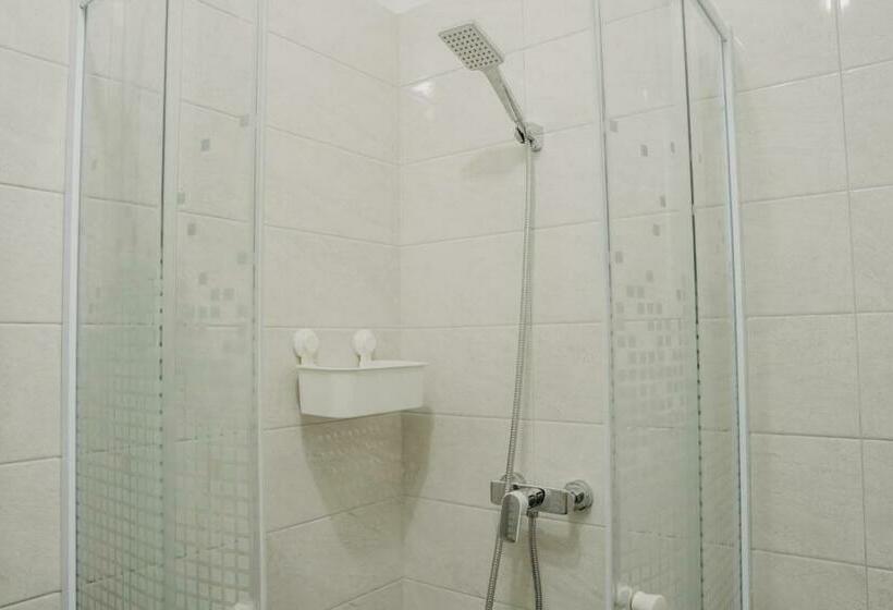 豪华家庭房间, Pensiunea Suzanne Băile Figa