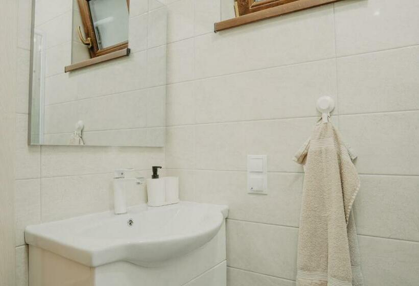 豪华家庭房间, Pensiunea Suzanne Băile Figa