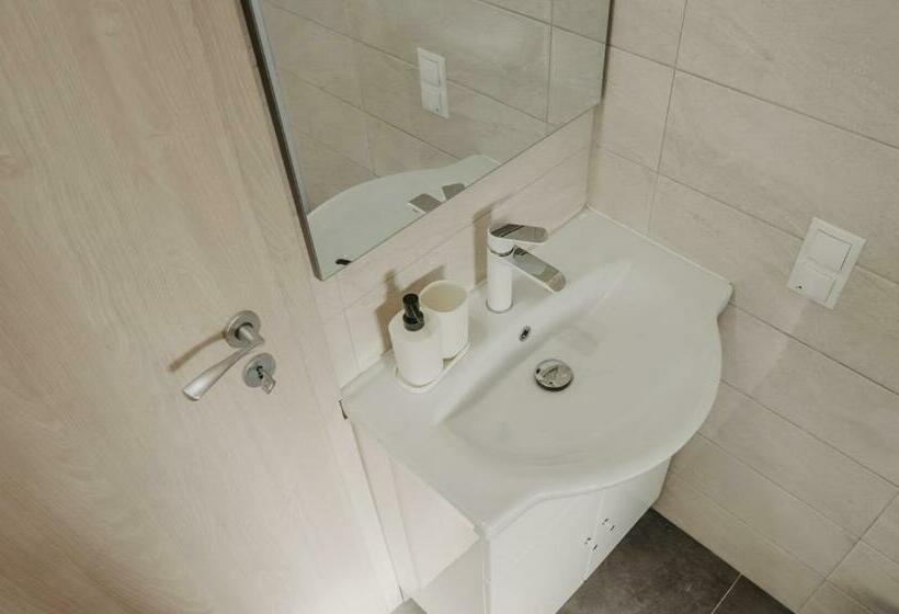 家庭套房, Pensiunea Suzanne Băile Figa