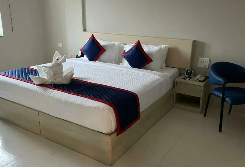 キングサイズベッドのスタンダードルーム, Zip By Spree Hotels Bhopal