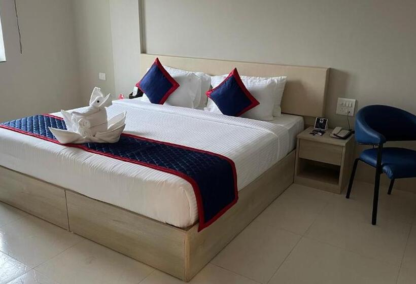 Номер Superior Кровать Кинг, Zip By Spree Hotels Bhopal