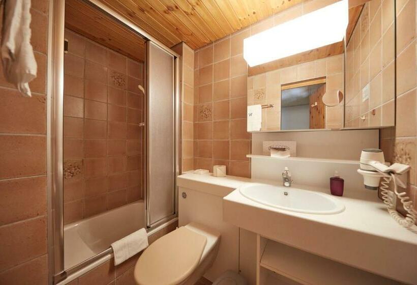 חדר אקונומי יחיד, Waldhaus