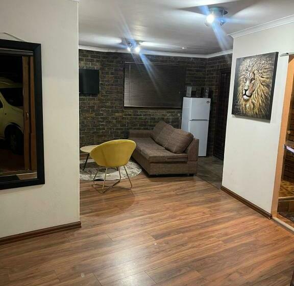 חדר סטנדרט, We Love Properties Guest House