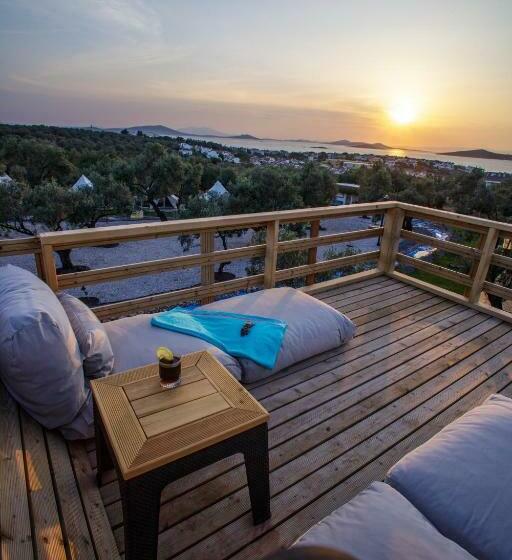 Бунгало Стандарт Вид на Море, Elies Tiny Glamping