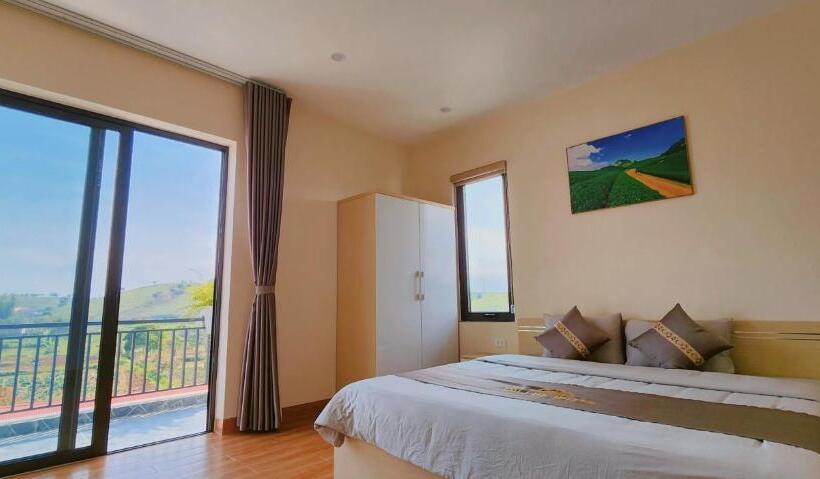 اتاق استاندارد, đồi Chè