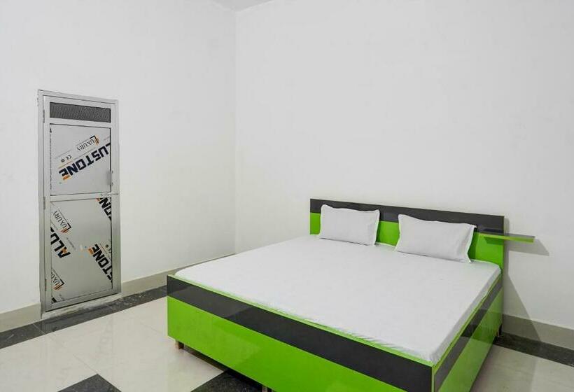 Трехместный Номер Классика, Oyo 81362 Sahara Guest House