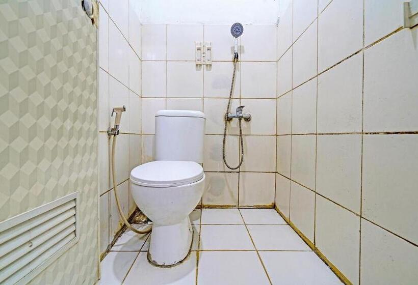 غرفة قياسية, Oyo 92726 Geulis Guest House