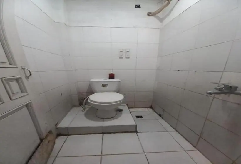 スタンダードシングルルーム, Oyo 92726 Geulis Guest House