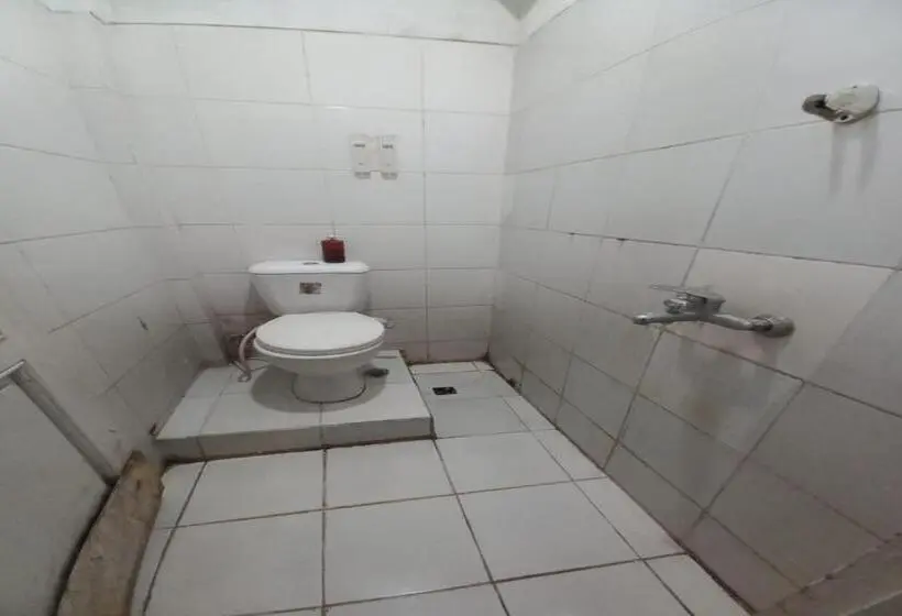 スタンダードシングルルーム, Oyo 92726 Geulis Guest House