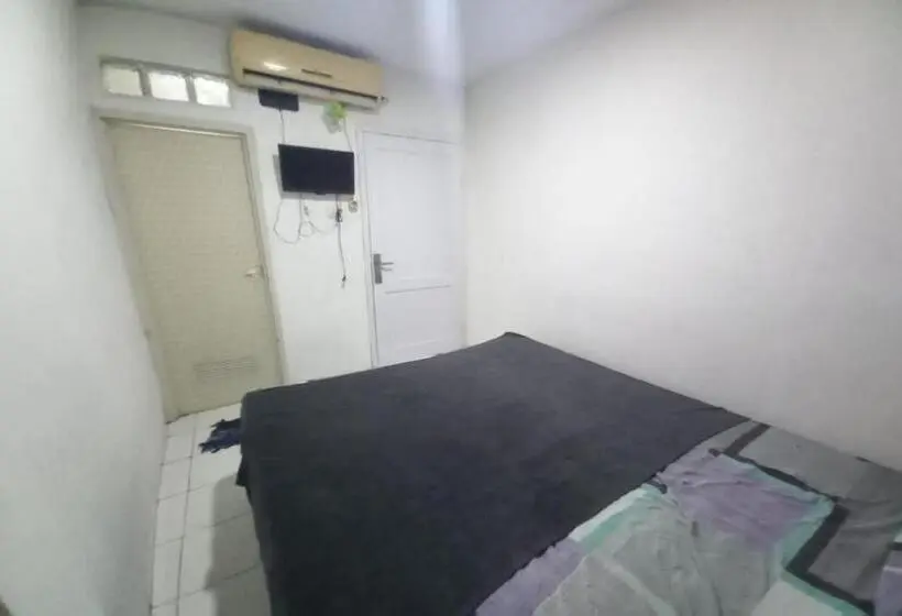 スタンダードシングルルーム, Oyo 92726 Geulis Guest House