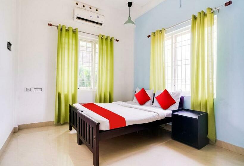 Üç Kişilik Klasik oda, Oyo Flagship Mbm Tower