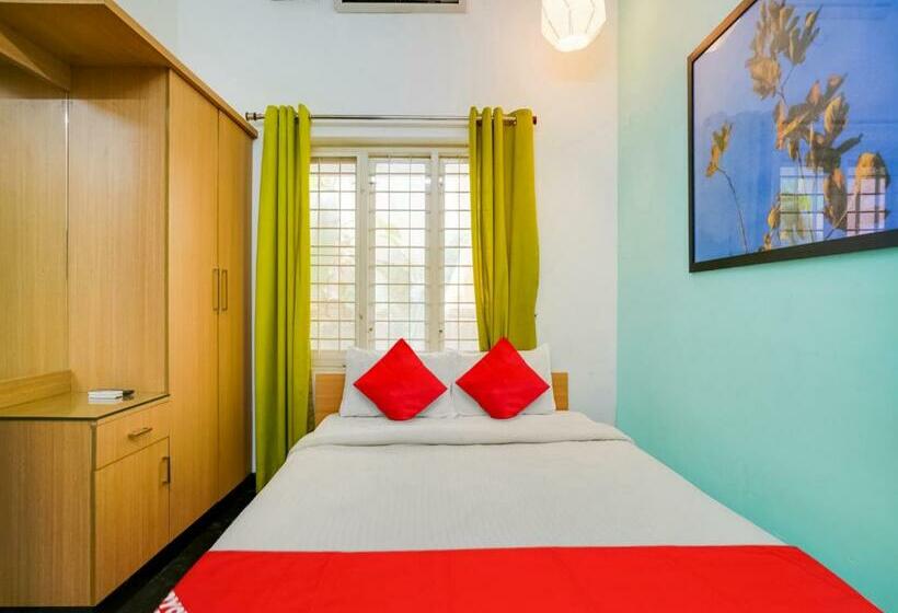 Üç Kişilik Klasik oda, Oyo Flagship Mbm Tower