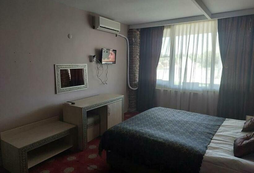 חדר סטנדרט לשלושה, Ipsala Mola Otel