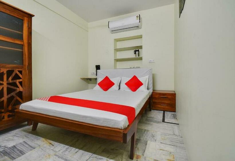 Трехместный Номер Классика, Oyo Flagship Hotel Azad Inn