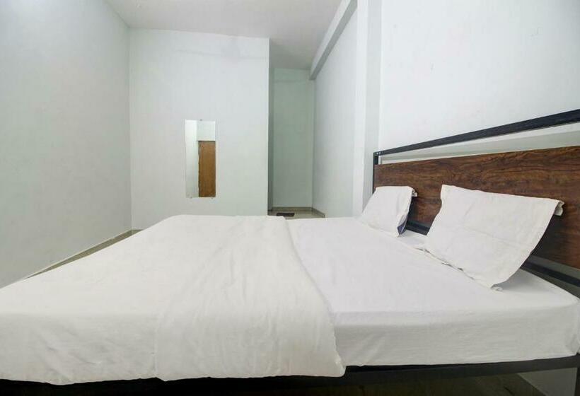 غرفة كلاسيكية ثلاثية, Oyo Hotel Royal Inn