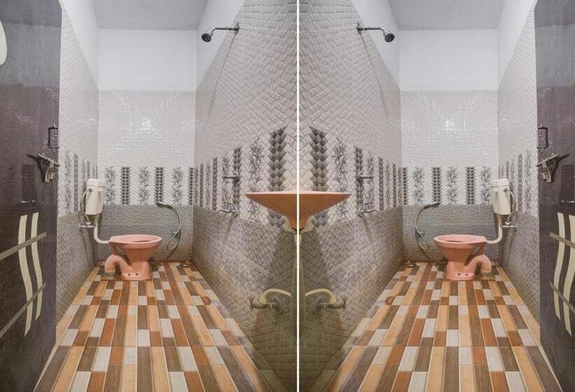 غرفة كلاسيكية ثلاثية, Oyo Hotel Royal Inn