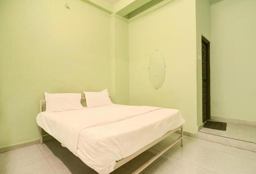 غرفة كلاسيكية ثلاثية, Oyo Hotel Royal Inn