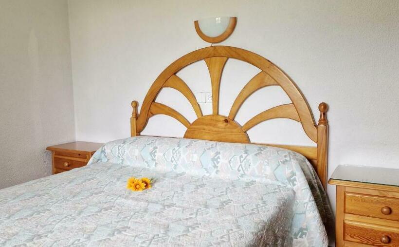 חדר סטנדרט, Cosma House