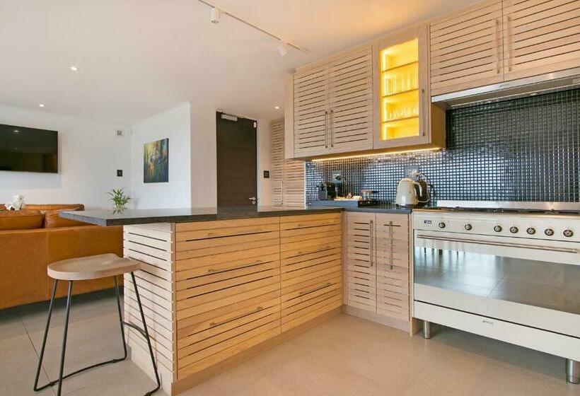 شقة غرفة نوم واحدة مزودة بشُرفة, The Murex