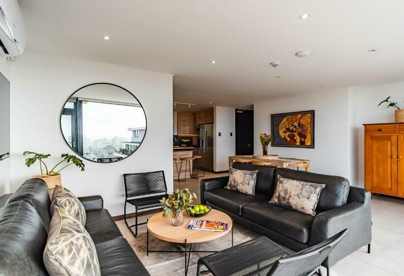 شقة 3 غرف, The Murex