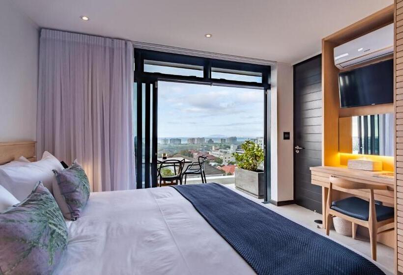 شقة 3 غرف, The Murex