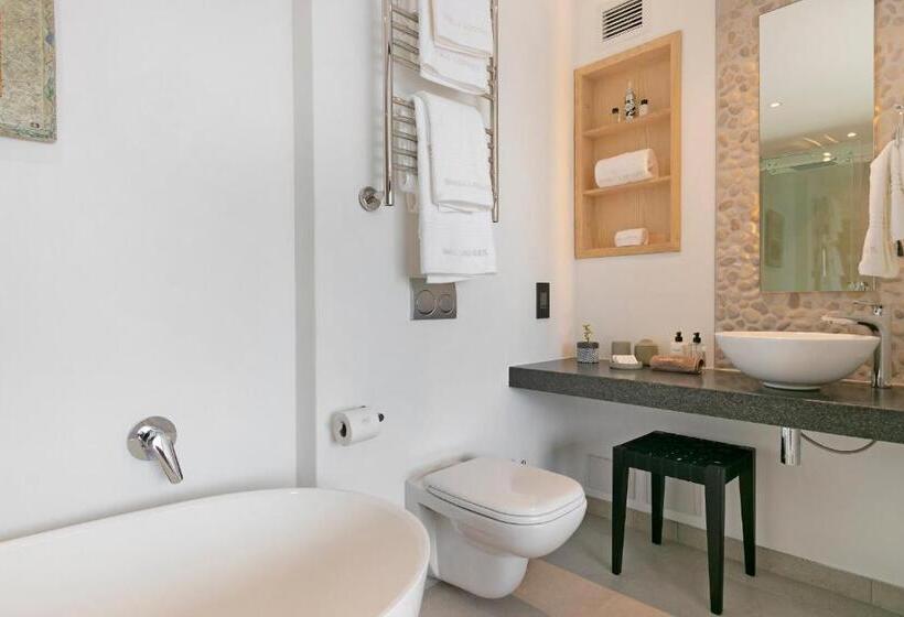 شقة 3 غرف, The Murex