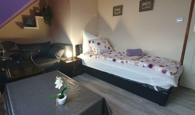 1 Bedroom Apartment Lake View, Baker Street Apartman