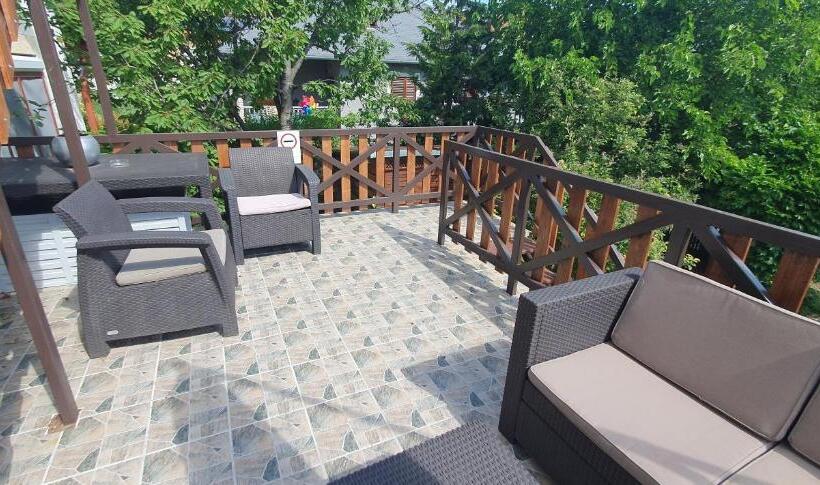 1 Bedroom Apartment Lake View, Baker Street Apartman