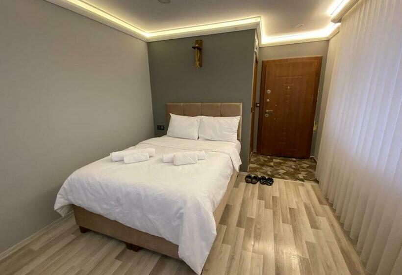 غرفة قياسية, Yamaç çam