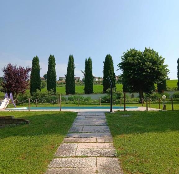 آپارتمان 1 خوابه با چشم‌انداز باغ, Oasi Del Garda 4