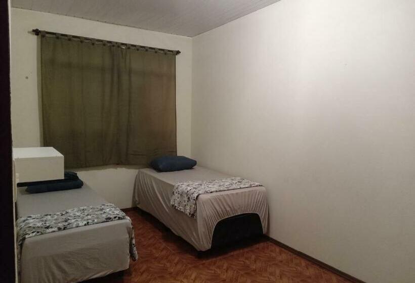 غرفة قياسية حمام مشترك, Pousada Alvinópolis