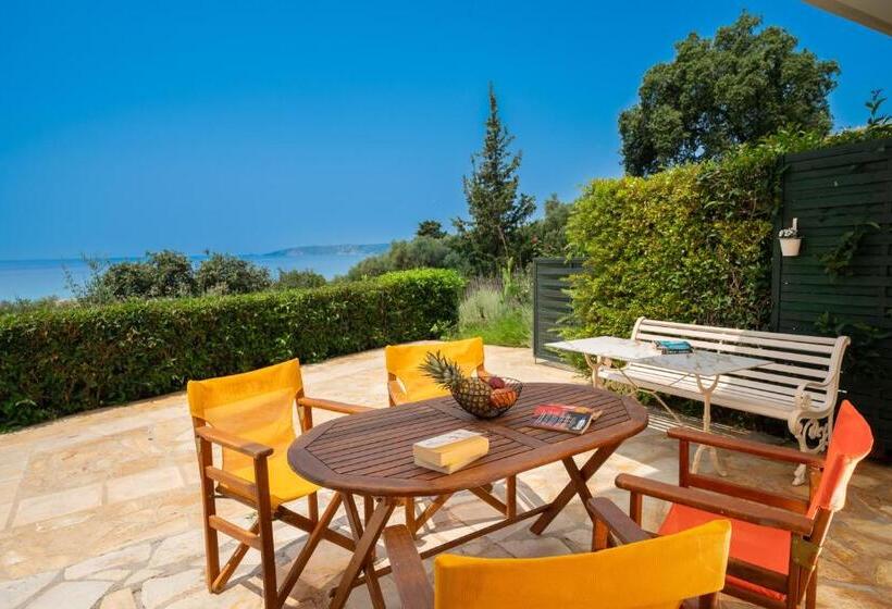 침실 2개 아파트, Agnanti Studios