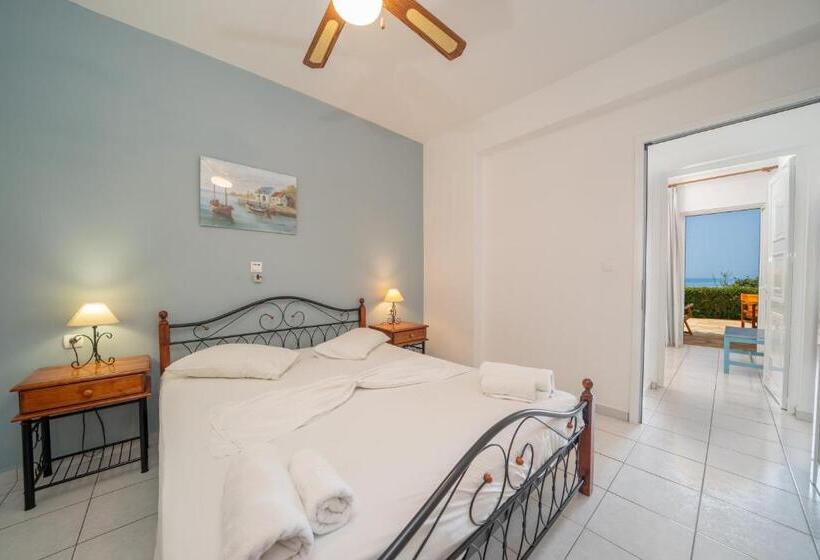 침실 2개 아파트, Agnanti Studios