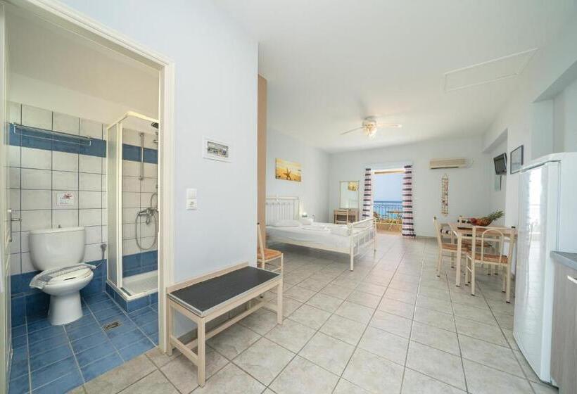 스탠다드 스튜디오 바다 전망, Agnanti Studios