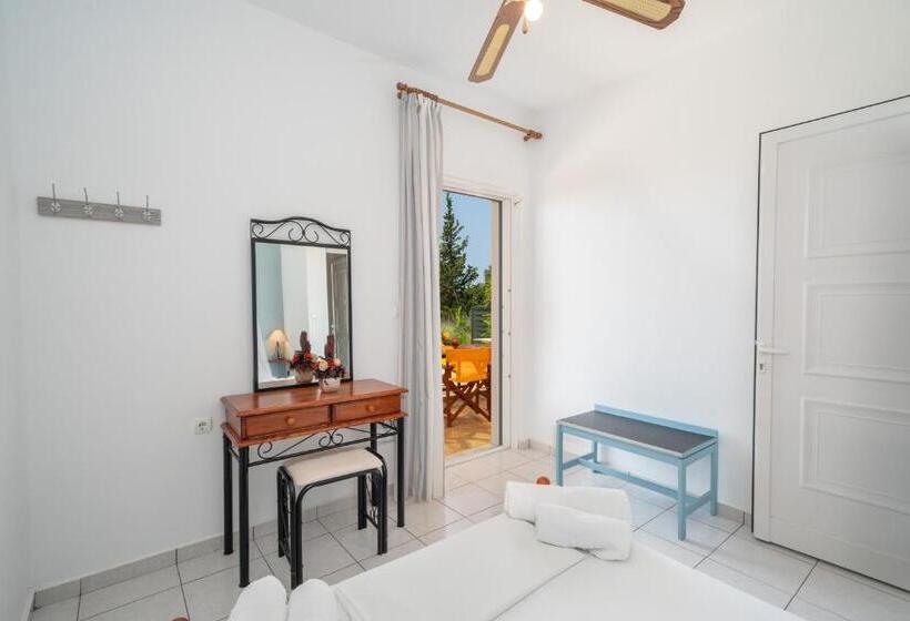 침실 2개 아파트, Agnanti Studios