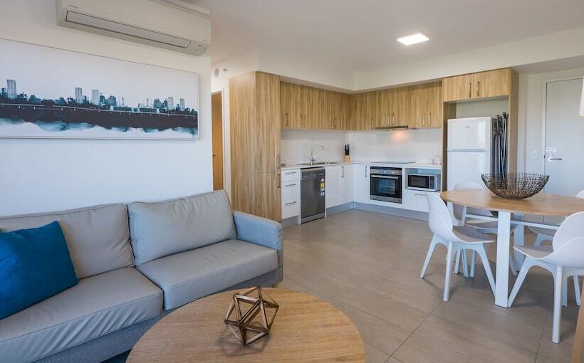 Apartamento 1 Dormitório com Sacada, Annexe Apartments
