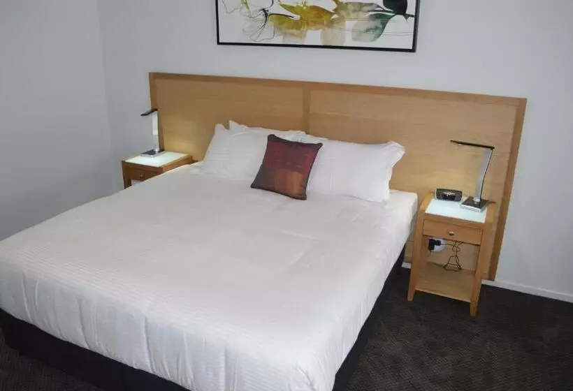 Perhesviitti, Best Western Club Quirindi Motel