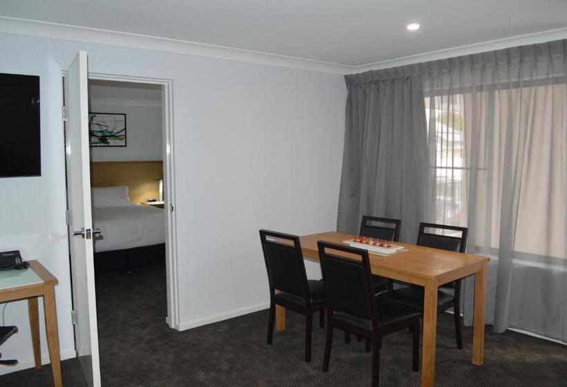 Family Suite, Best Western Club Quirindi Motel