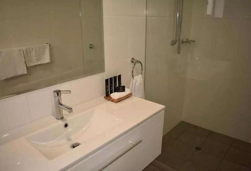 Perhesviitti, Best Western Club Quirindi Motel