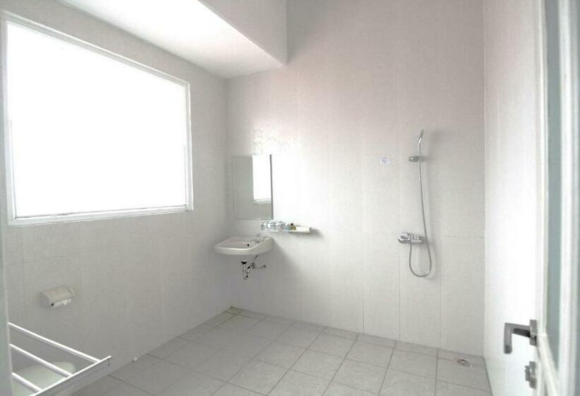 デラックスルーム, Family Hotel Gradia 2