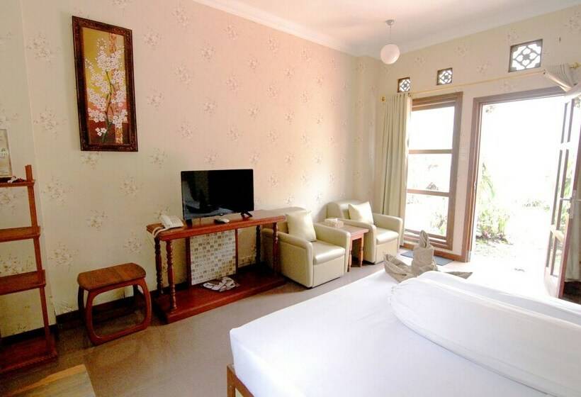 Quarto Estandar, Family Hotel Gradia 2