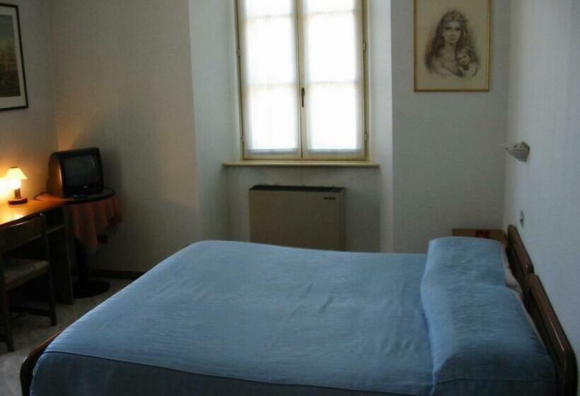 Номер Стандарт, Albergo Ristorante Grigna