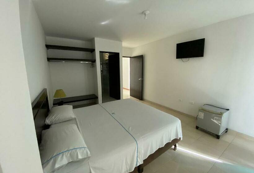 标准间, Torres Del Llano