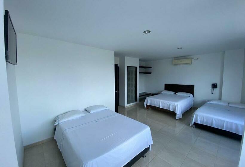 三人经典房间, Torres Del Llano