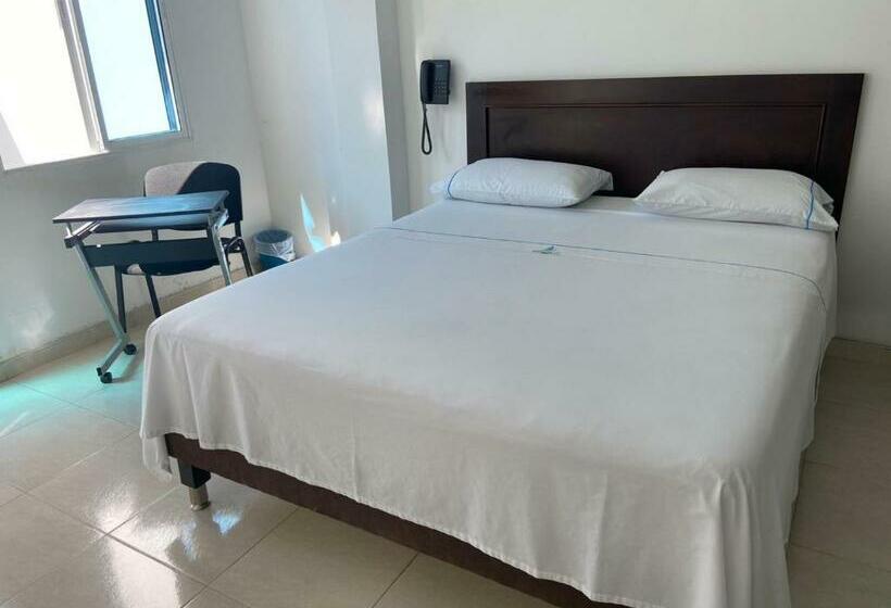 标准间, Torres Del Llano