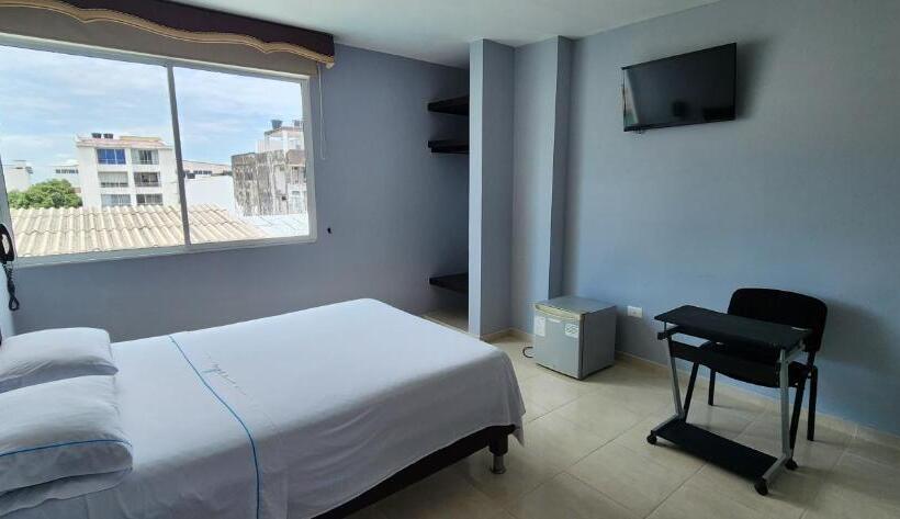 标准间, Torres Del Llano