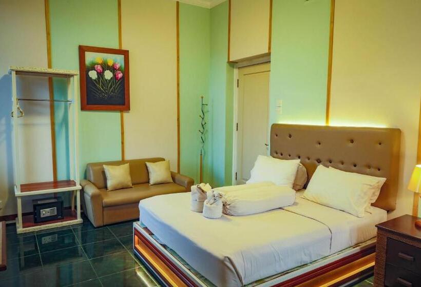 デラックスルーム, Family Hotel Gradia 2