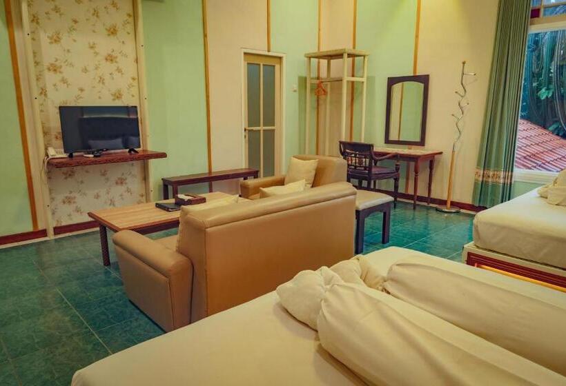 デラックスルーム, Family Hotel Gradia 2